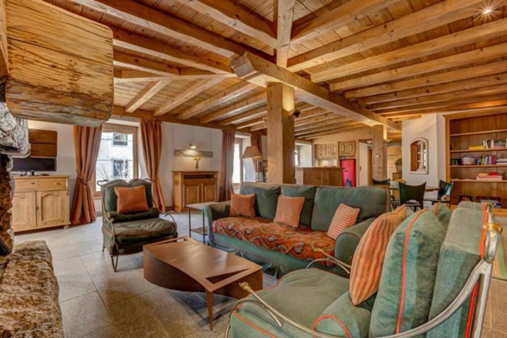 Spacious 3-Bed In The Heart Of Chamonix Luaran gambar